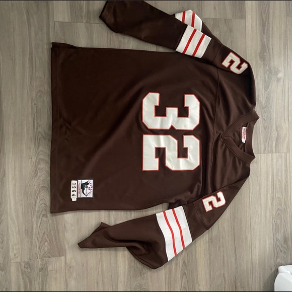 Vintage classic NBA/NFL jerseys - Picture 5 of 12